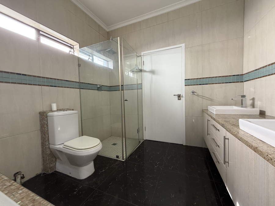 4 Bedroom Property for Sale in Parklands North Western Cape